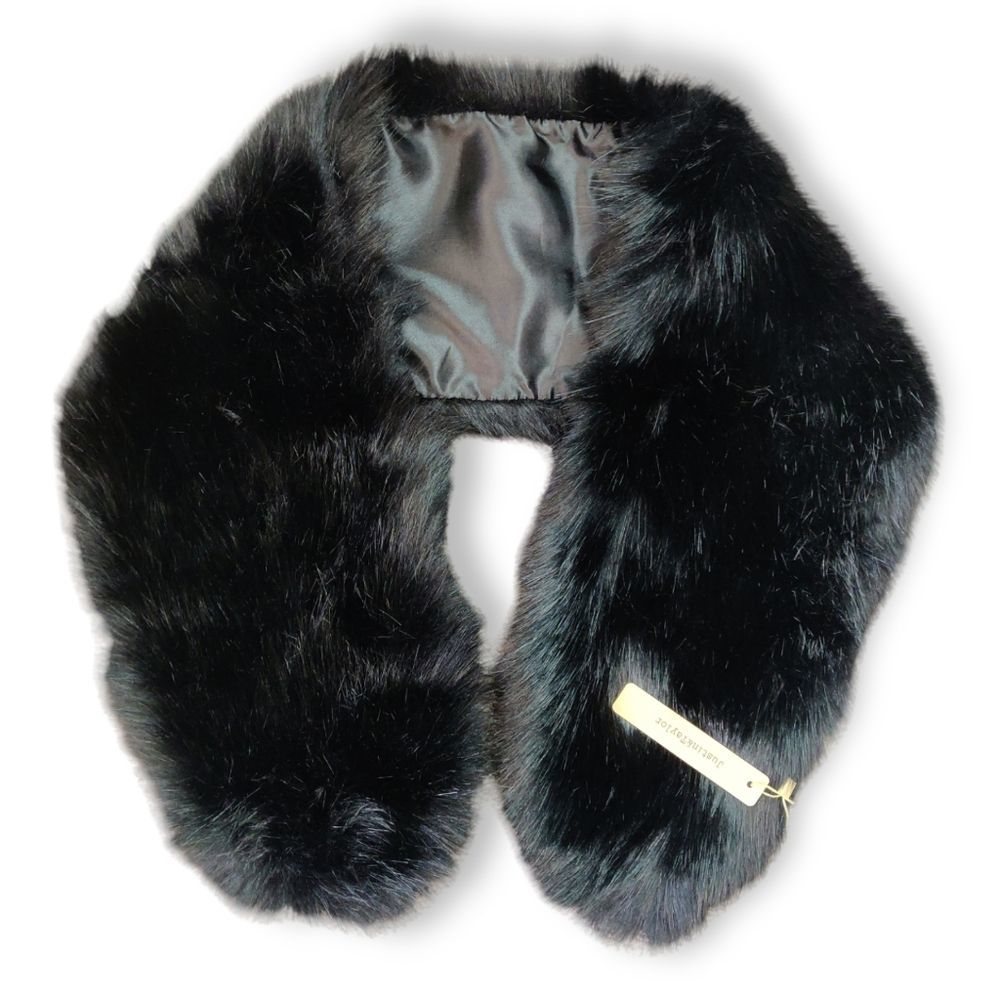 Justin and Taylor black faux fur scarf wrap
